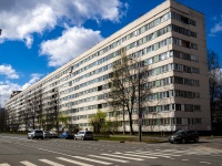 Калининский район, улица Демьяна Бедного, дом 22 к.1. многоквартирный дом