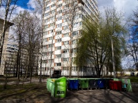Калининский район, улица Демьяна Бедного, дом 27. многоквартирный дом