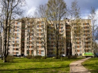 Калининский район, улица Демьяна Бедного, дом 31. многоквартирный дом