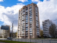 Калининский район, улица Демьяна Бедного, дом 34. многоквартирный дом