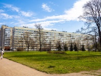 Калининский район, улица Ольги Форш, дом 13. многоквартирный дом