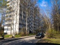 Калининский район, улица Ольги Форш, дом 17 к.1. многоквартирный дом