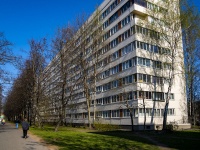 Калининский район, улица Ольги Форш, дом 17 к.1. многоквартирный дом