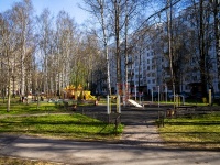 Калининский район, улица Брянцева, дом 2 к.1. многоквартирный дом