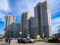 Калининский район, улица Брянцева, дом 7 к.1. многоквартирный дом