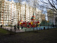 Калининский район, улица Брянцева, дом 12. многоквартирный дом