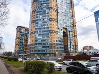 Калининский район, улица Брянцева, дом 13 к.1. многоквартирный дом