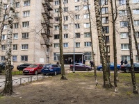 Калининский район, улица Брянцева, дом 15 ЛИТ А. многоквартирный дом