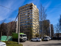 Калининский район, улица Брянцева, дом 16. многоквартирный дом