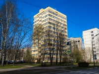 Калининский район, улица Брянцева, дом 16. многоквартирный дом