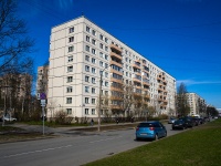 Калининский район, улица Брянцева, дом 18. многоквартирный дом