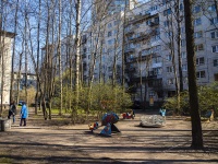 Калининский район, улица Брянцева, дом 20 к.1. многоквартирный дом