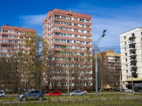 Калининский район, Светлановский проспект, дом 58 к.1. многоквартирный дом