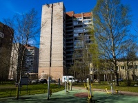 Калининский район, Светлановский проспект, дом 60 к.2. многоквартирный дом