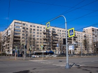 Калининский район, Светлановский проспект, дом 66. многоквартирный дом