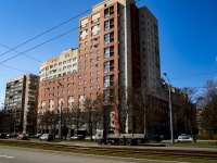 Калининский район, Светлановский проспект, дом 70 к.1. многоквартирный дом