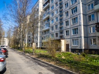 Калининский район, Светлановский проспект, дом 72 к.1. многоквартирный дом