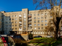Kirovsky district,  , 房屋 17 к.2. 公寓楼