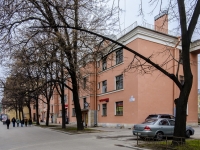 Kirovsky district,  , house 6. Apartment house