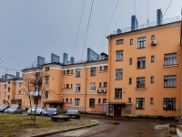 Kirovsky district,  , house 8. Apartment house