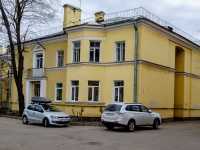 Kirovsky district,  , house 32. Apartment house