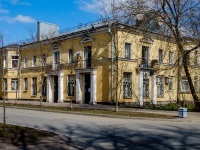 Kirovsky district,  , house 43. Apartment house
