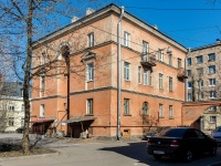 Kirovsky district,  , 房屋 25. 公寓楼