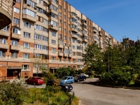 Kirovsky district,  , 房屋 14 к.4. 公寓楼