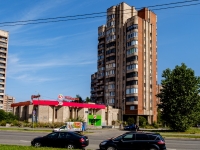 Kirovsky district,  , house 3. Apartment house
