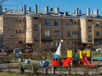 Kirovsky district,  , house 5. Apartment house