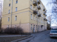 Krasnogvardeisky district, Novocherkasskiy , 房屋 11 к.2. 公寓楼