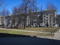 Krasnogvardeisky district, Novocherkasskiy , 房屋 27 к.1. 公寓楼