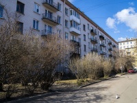 Krasnogvardeisky district, Novocherkasskiy , 房屋 32 к.1. 公寓楼