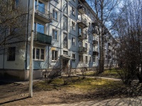 Krasnogvardeisky district, Novocherkasskiy , 房屋 32 к.2. 公寓楼