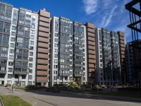 Krasnogvardeisky district, Piskaryovskij avenue, 房屋 1. 公寓楼