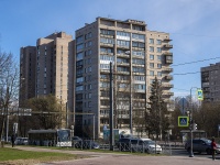 Krasnogvardeisky district, Piskaryovskij avenue, 房屋 21. 公寓楼