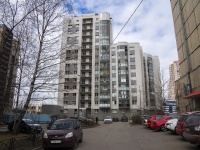 Krasnogvardeisky district, Peredovikov st, house 3 к.2. Apartment house