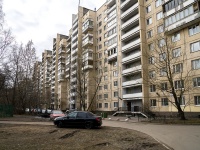 Krasnogvardeisky district, Peredovikov st, 房屋 11 к.1. 公寓楼