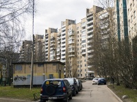 Красногвардейский район, улица Передовиков, дом 11 к.1. многоквартирный дом