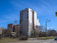 Krasnogvardeisky district, Peredovikov st, 房屋 19 к.1. 公寓楼