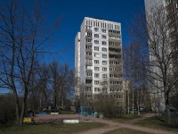 Krasnogvardeisky district, st Peredovikov, house 19 к.1. Apartment house