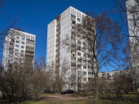 Krasnogvardeisky district, Peredovikov st, 房屋 19 к.2. 公寓楼