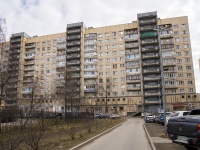 Krasnogvardeisky district, Industrialny avenue, 房屋 10 к.1 ЛИТ А. 公寓楼