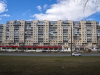 Krasnogvardeisky district, Industrialny avenue, 房屋 10 к.1 ЛИТ Б. 公寓楼