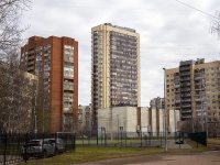 Krasnogvardeisky district, avenue Industrialny, house 12. Apartment house