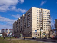Krasnogvardeisky district, Industrialny avenue, 房屋 15. 公寓楼