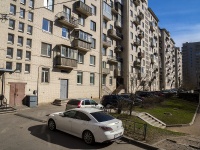 Krasnogvardeisky district, Bolsheokhtinskiy , 房屋 10. 公寓楼