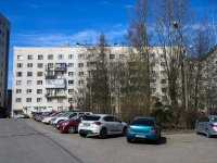 Krasnogvardeisky district,  Bolsheokhtinskiy, house 22 к.2. Apartment house