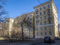 Krasnogvardeisky district, Sredneokhtinskiy , 房屋 8. 公寓楼