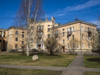 Krasnogvardeisky district,  Sredneokhtinskiy, house 19. Apartment house
